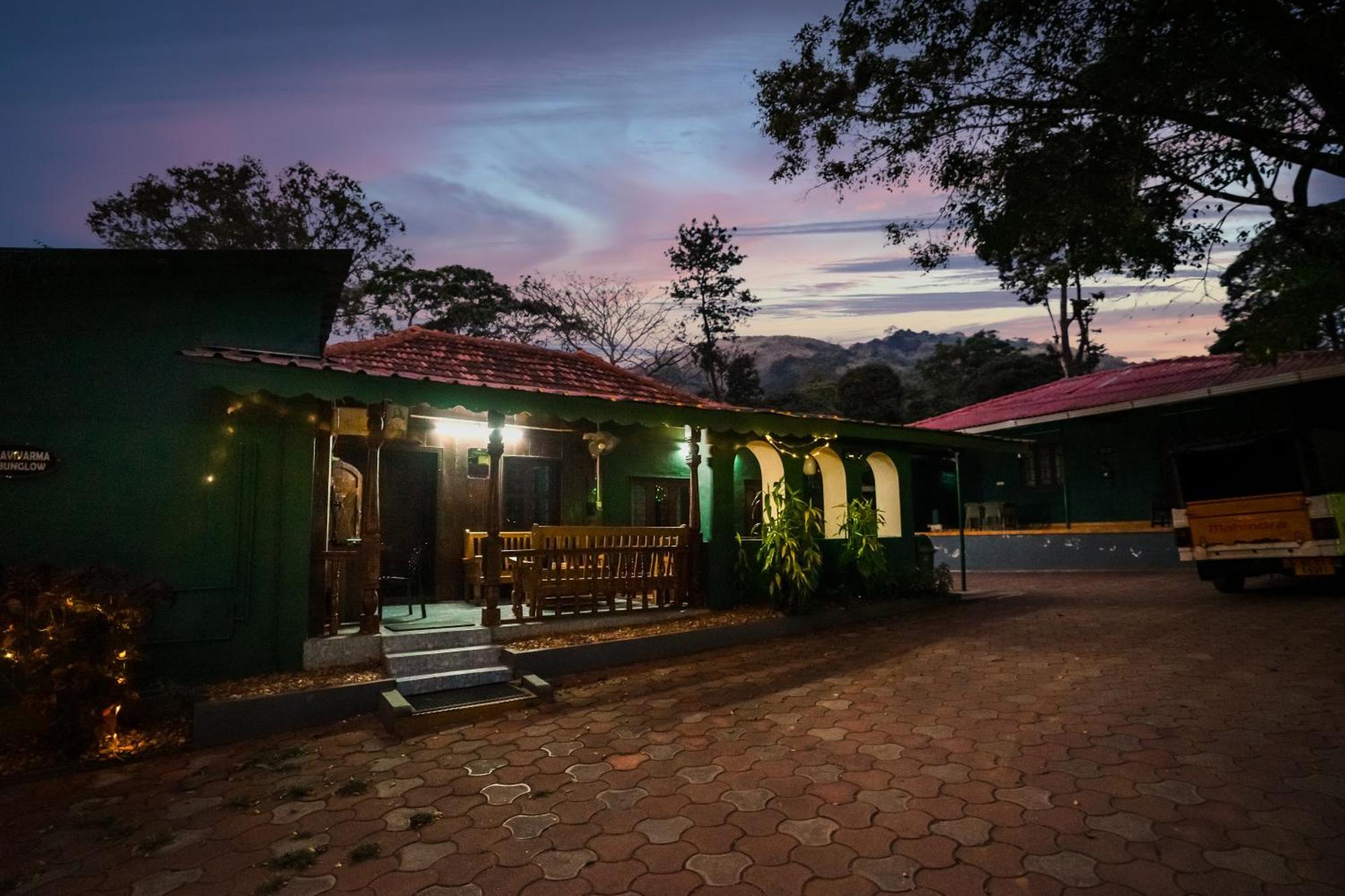 Hill Valley Farm House Nelliyampathy Экстерьер фото